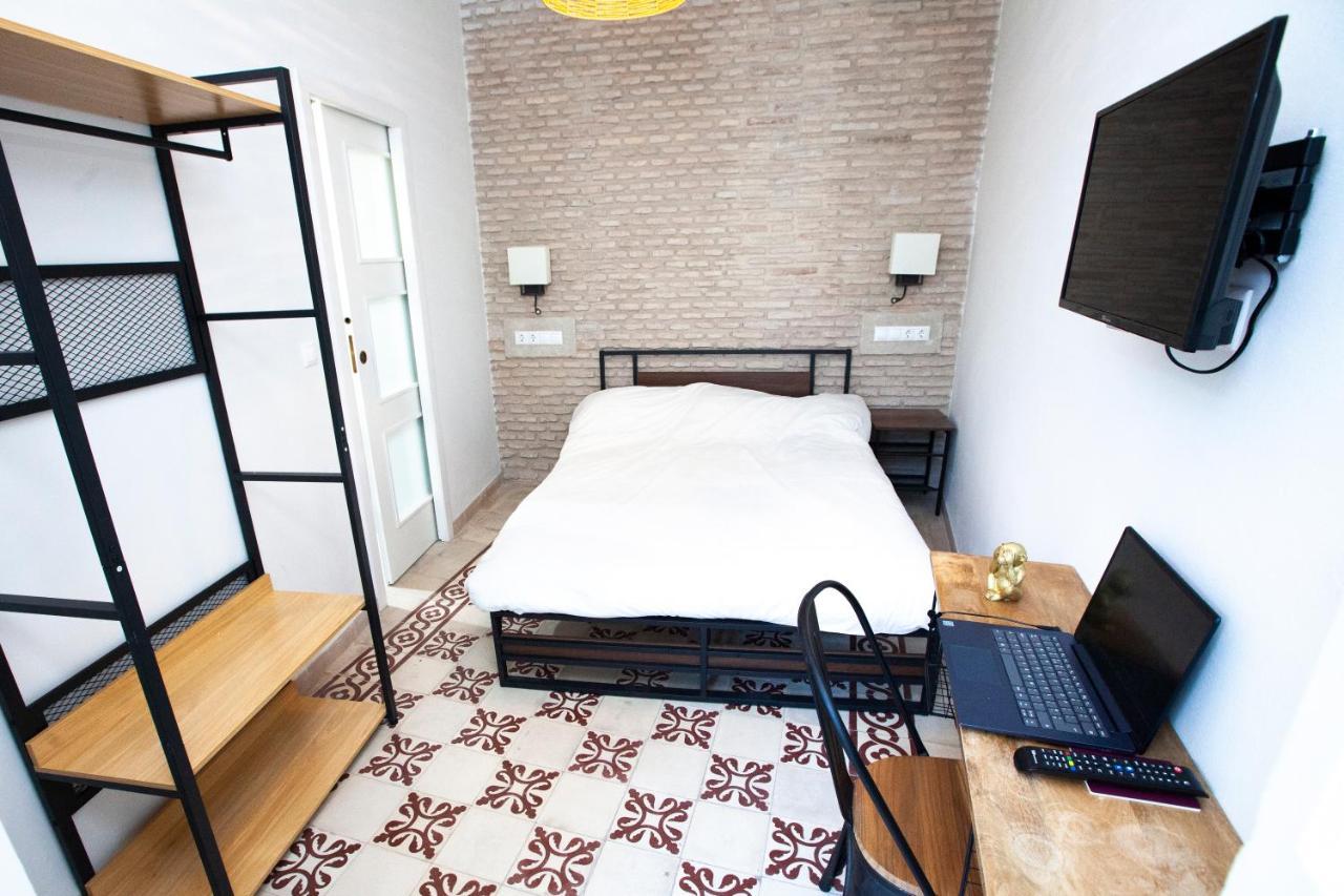 Hostel Ibarra By Bossh! Hotels Seville Exterior photo